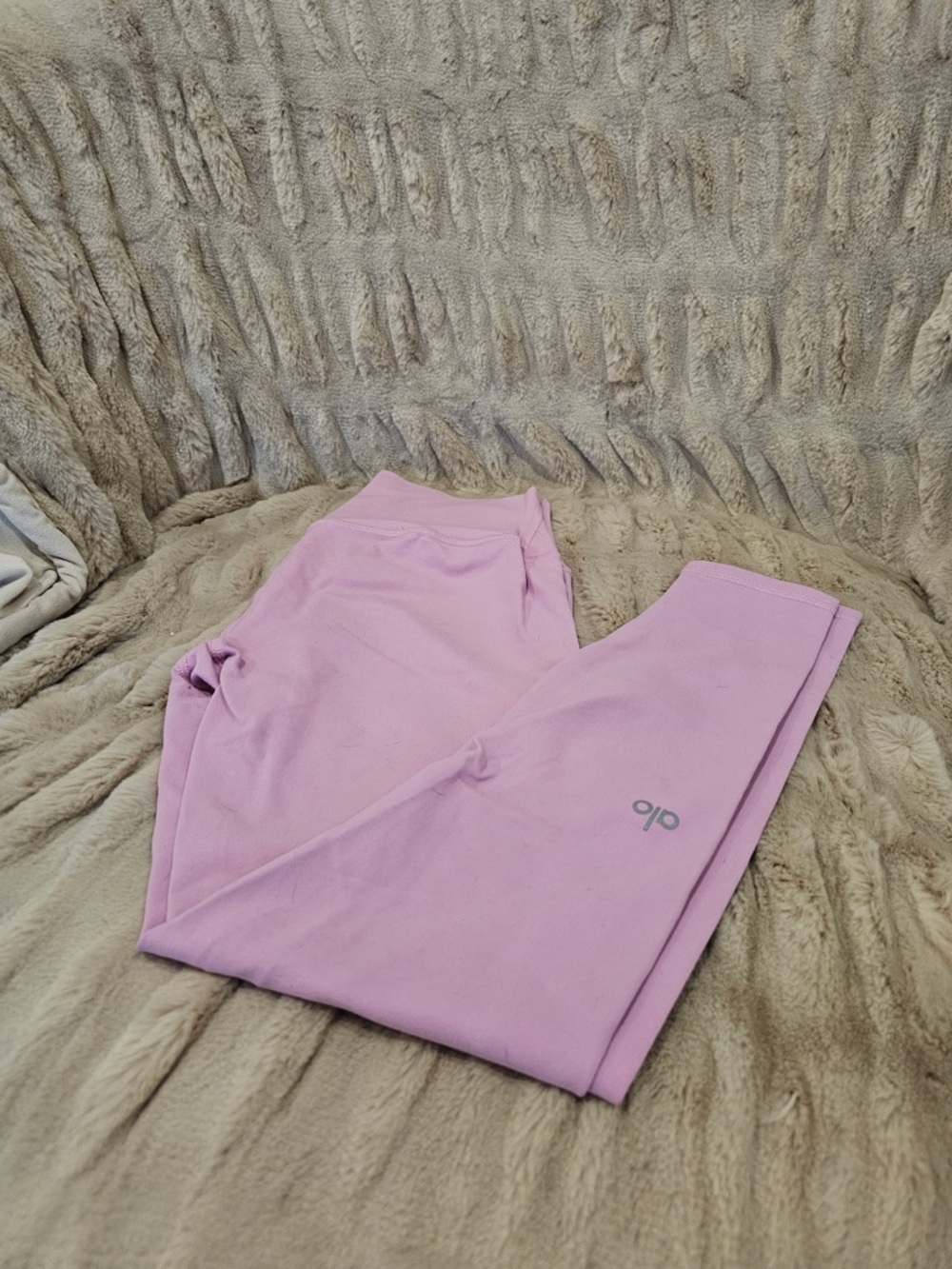 Light Pink/Lavender Medium Alo Active Leggings